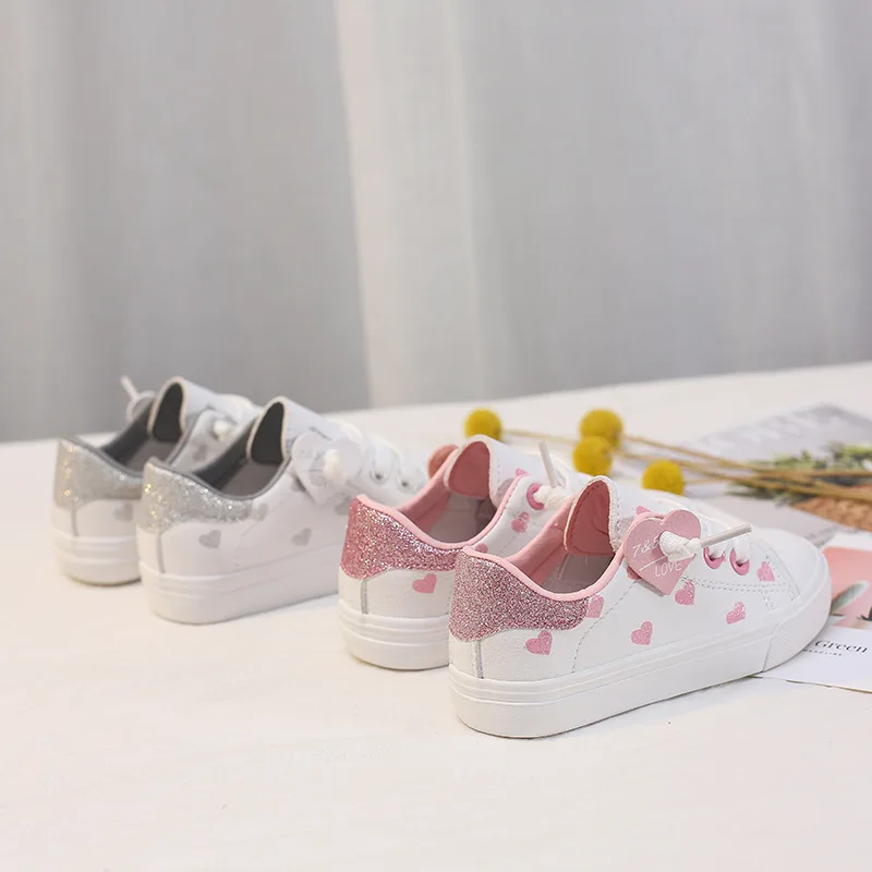 

75 CHILDREN'S Shoes 2018 Autumn New Style Cute Heart Shape Girls White Shoes Baby Nursery Shoes Foot Covering Casual Shoes