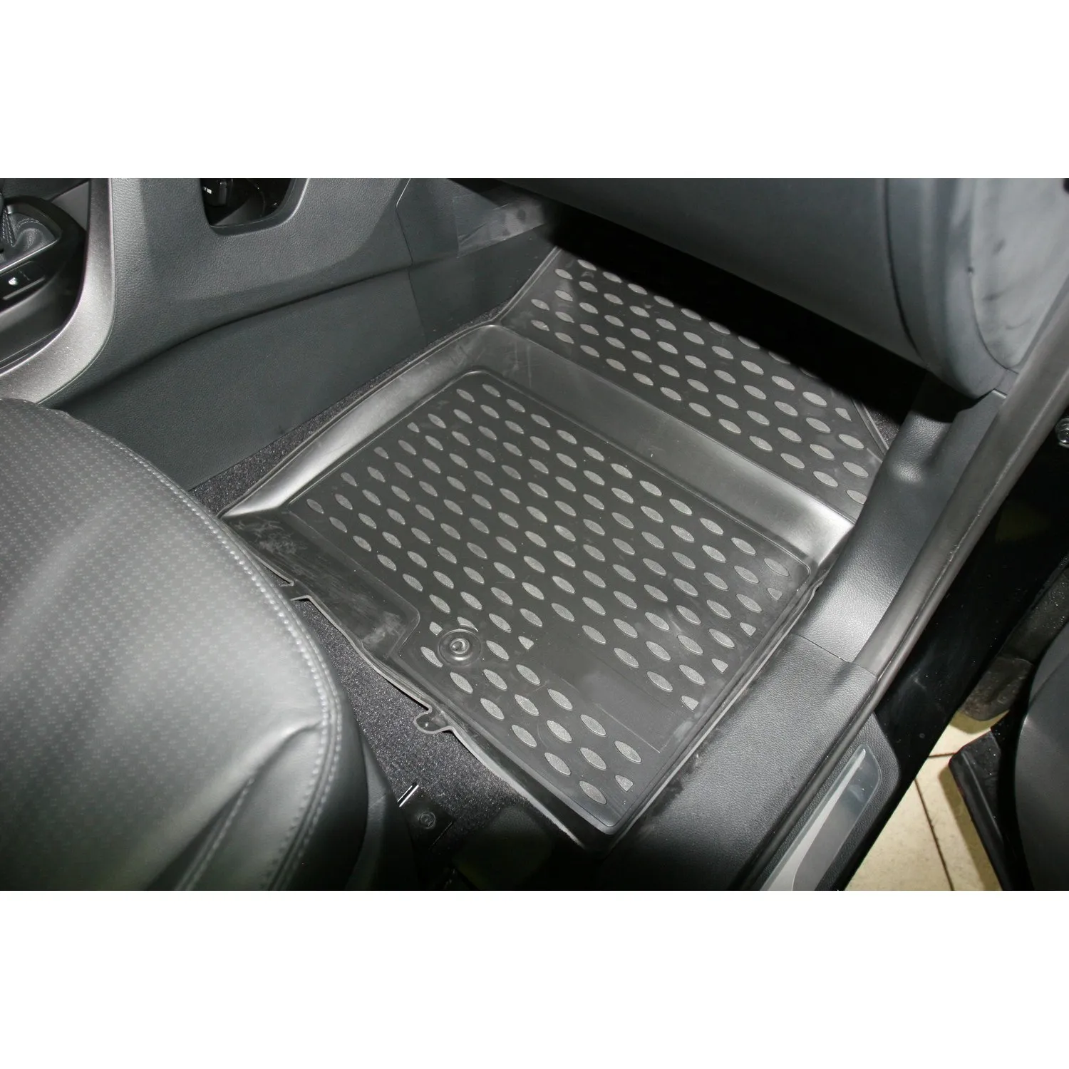 Коврики в салон для HYUNDAI HD72 2007->, 2 шт. NLC.20.20.210