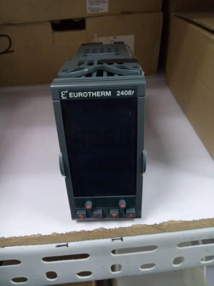 Европейский регулятор температуры Eurotherm 2408/CC/VH/H7/C7/XX/RF/XX