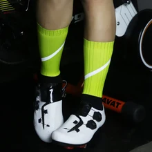 Мужские и женские дышащие впитывающие пот тканевые велосипедные носки Новые светоотражающие велосипедные носки спортивные носки для улицы нескользящие спортивные носки