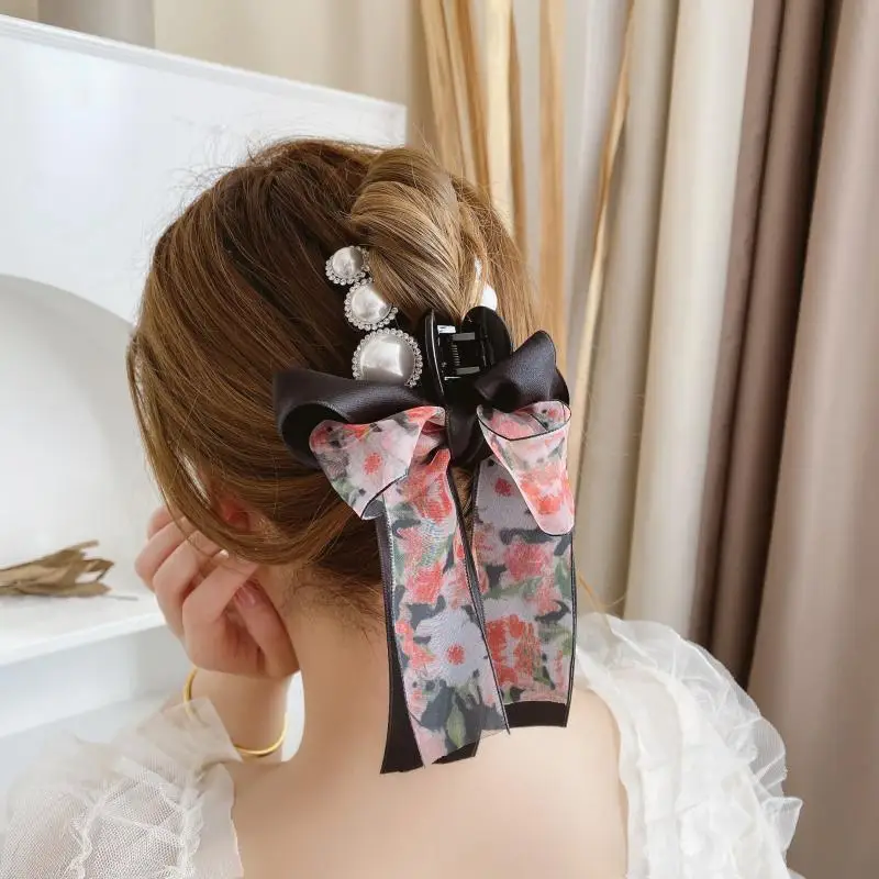 

Hair Claw for Women Simple Hairpin Printed Pearl Hair Clips Elegant Crab Claw Korean Fashion Ponytail Holders Hair Accessories