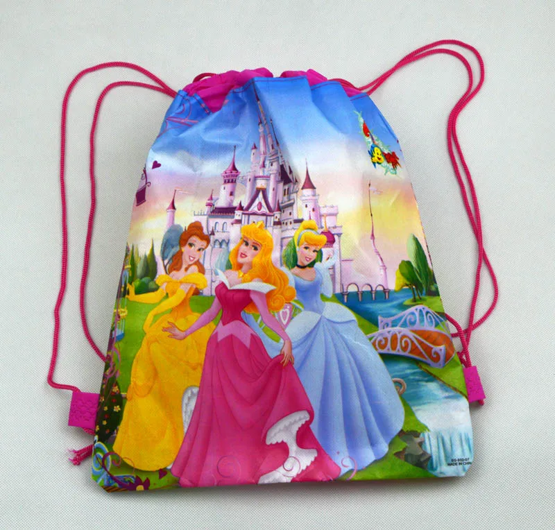 thumbnail image 1 of 1 pieza Disney Cars Mickey Minnie Coco Sofia Frozen Six Princess Winnie Bolsa de compras no tejida Mochila con cordón Suministros para fiestas, 1 of 5