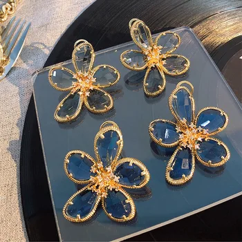 

Japanese&Korea Fashion Jewelry Crystal Flower Stud Earrings for Women Gift Luxury Style Clear Glass Earrings