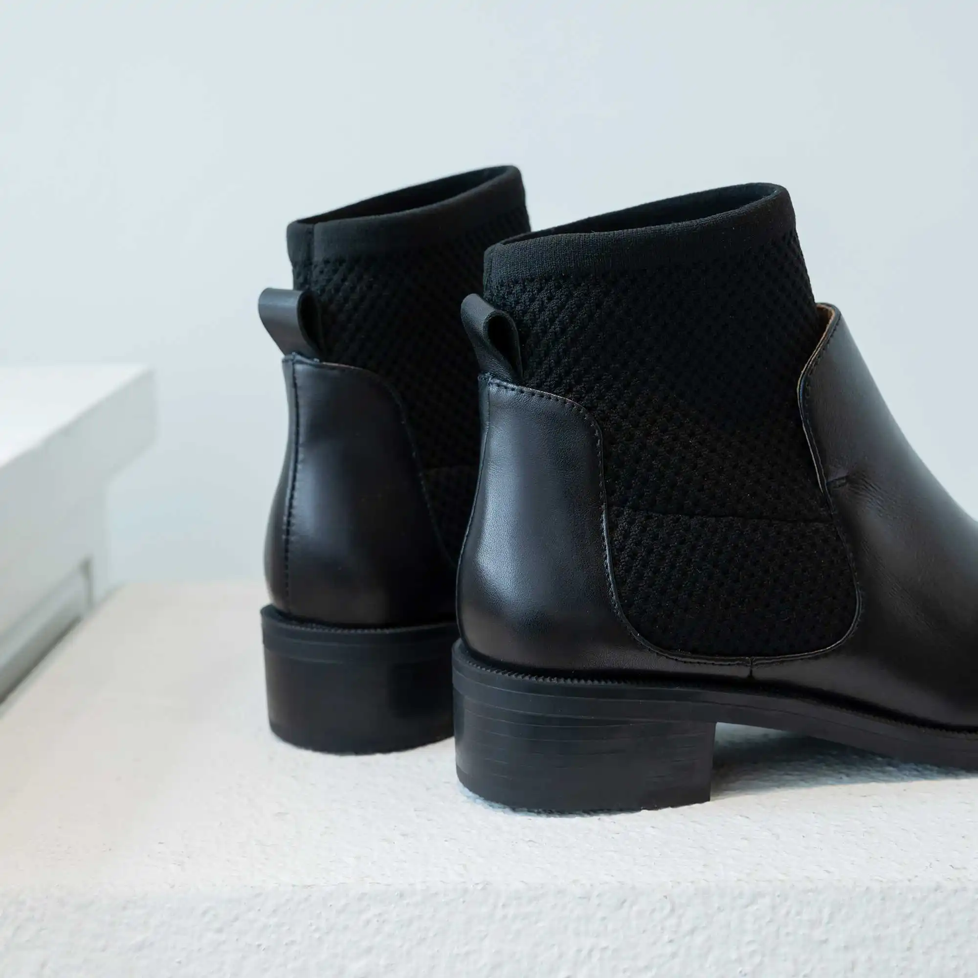 krazing pot genuine leather knitting short boots med heels round toe gorgeous slip on concise design office Chelsea boots l52