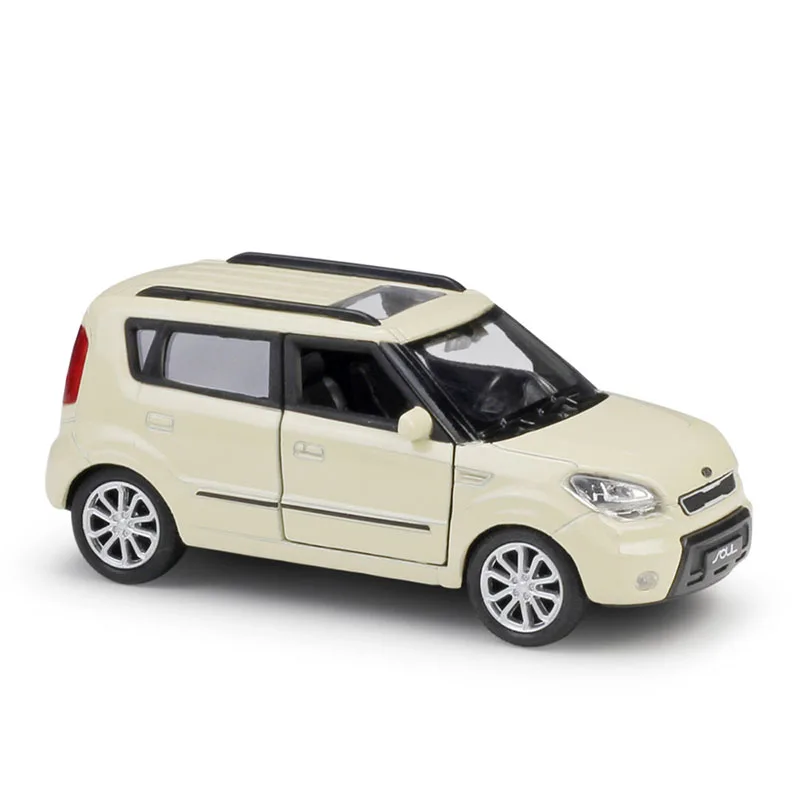 1/36 KIA Soul SUV сплав литья под давлением Автомобили Модель игрушки Вытяните назад металлический автомобиль игрушки для детей Коллекция Подарки - Цвет: Светло-желтый