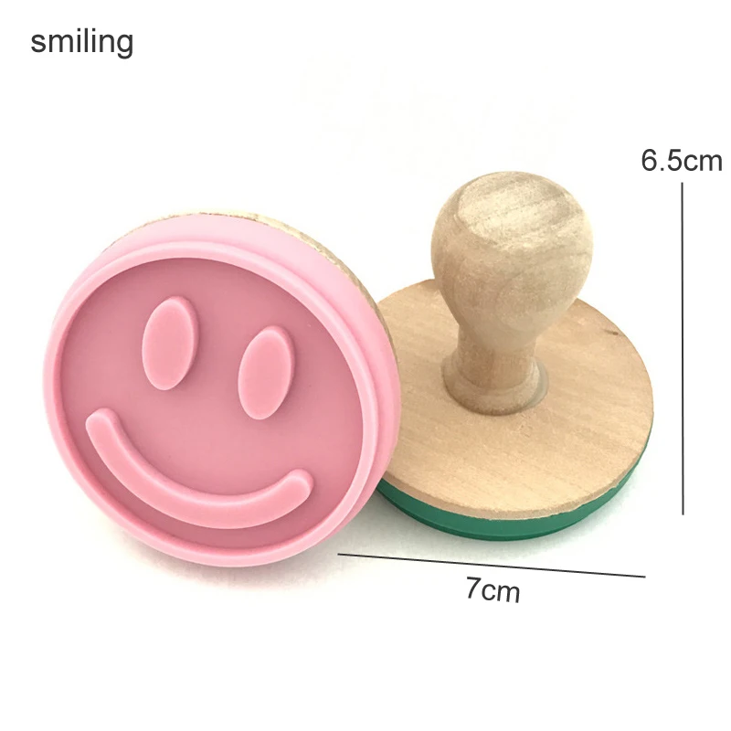 smiley face Резак для печенья, пресс-формы для печенья, инструменты для выпечки, деревянная ручка, силикон, штамп для печенья, сделай сам, кондитерский торт, кухонный обеденный бар - Цвет: smiley face