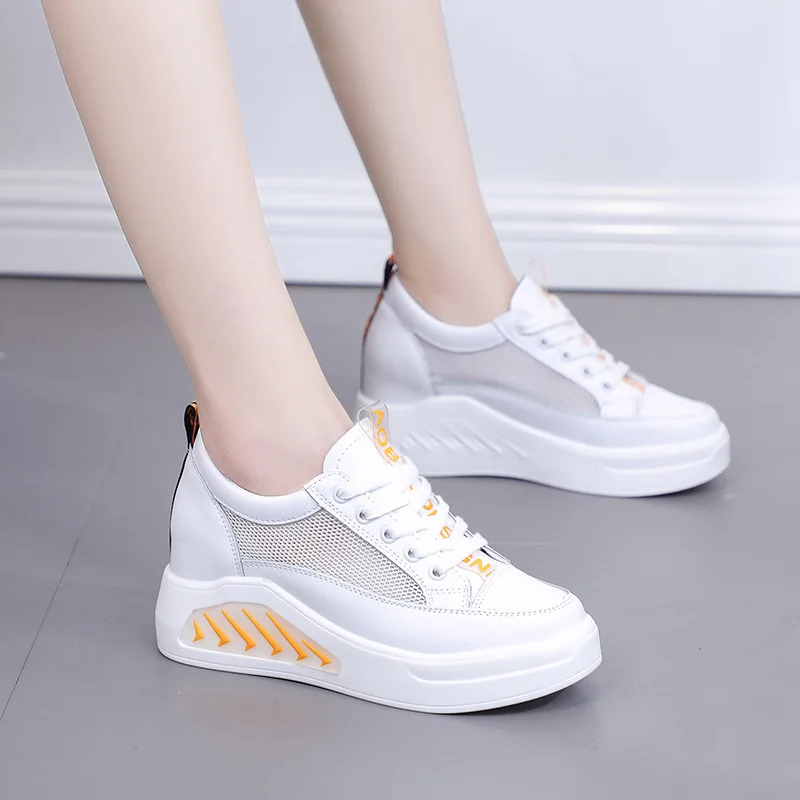 

2019 Summer Extra High White Shoes Women's New Style Punched Sheet Surface Thick Bottomed Casual Shoes Girl'S liu xing xie Child