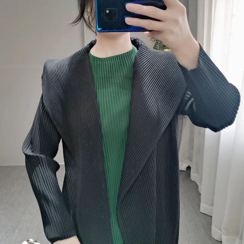 Осень MIYAKE fold утолщенные лацканы с длинным рукавом выше колена средней длины пальто для женщин - Цвет: Черный