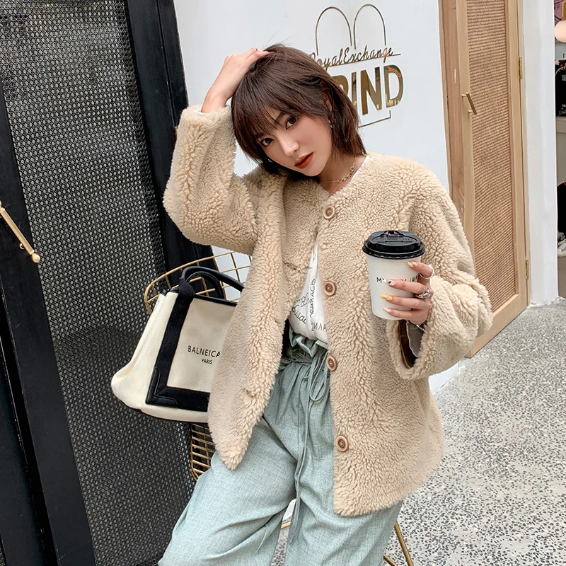 

Womens Teddy Coat And Jackets Winter 2019 Real Wool Blend High Quality Warm Coatformal Artificial Women Real Fur Plush Jackets