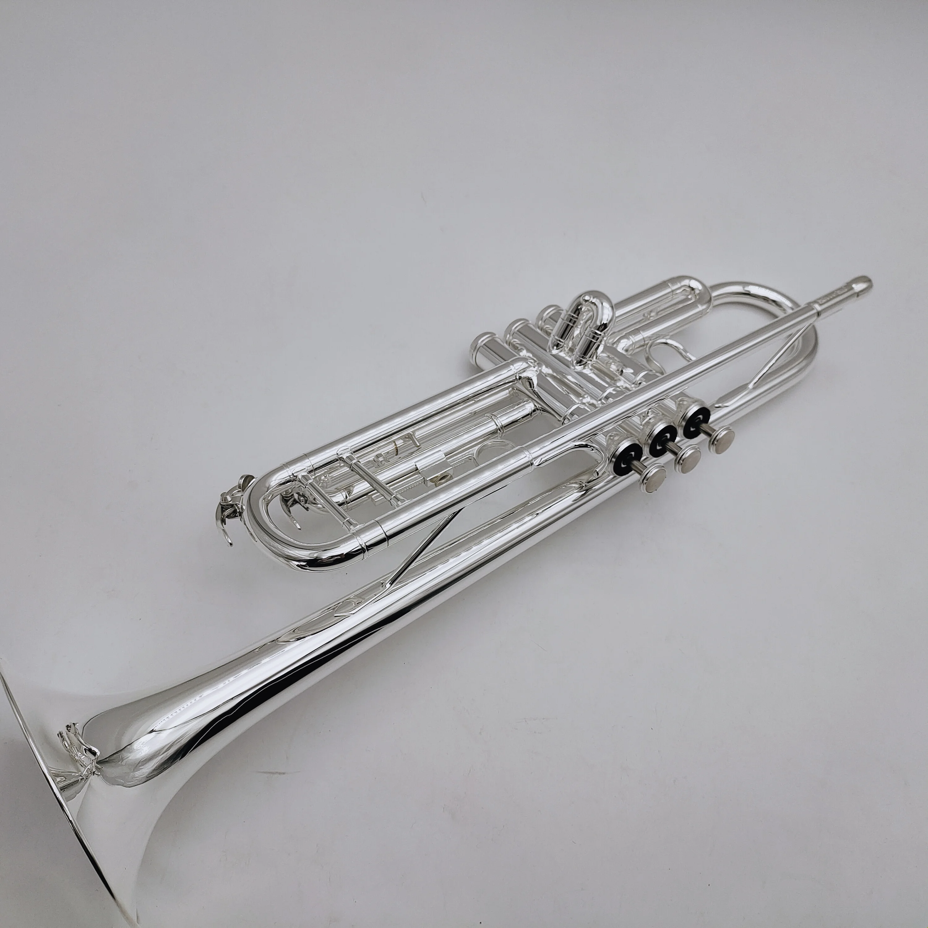 New Jupiter JTR1110R Bb Tune Trumpet High Quality Brass Silver Plated
