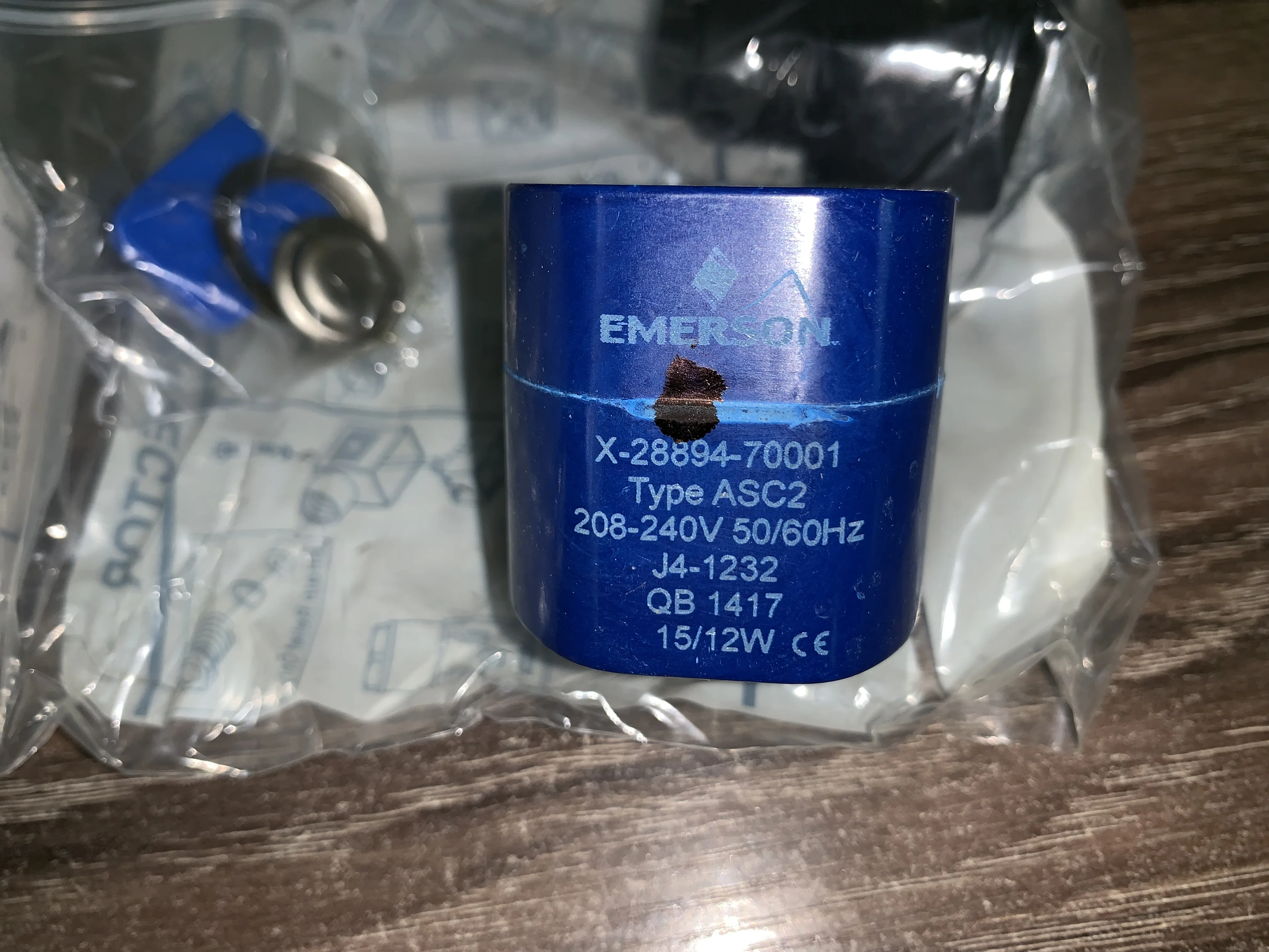 エンビロン X-28894-70001 Type ASC2 208/240V EMERSON solenoid valve coil
