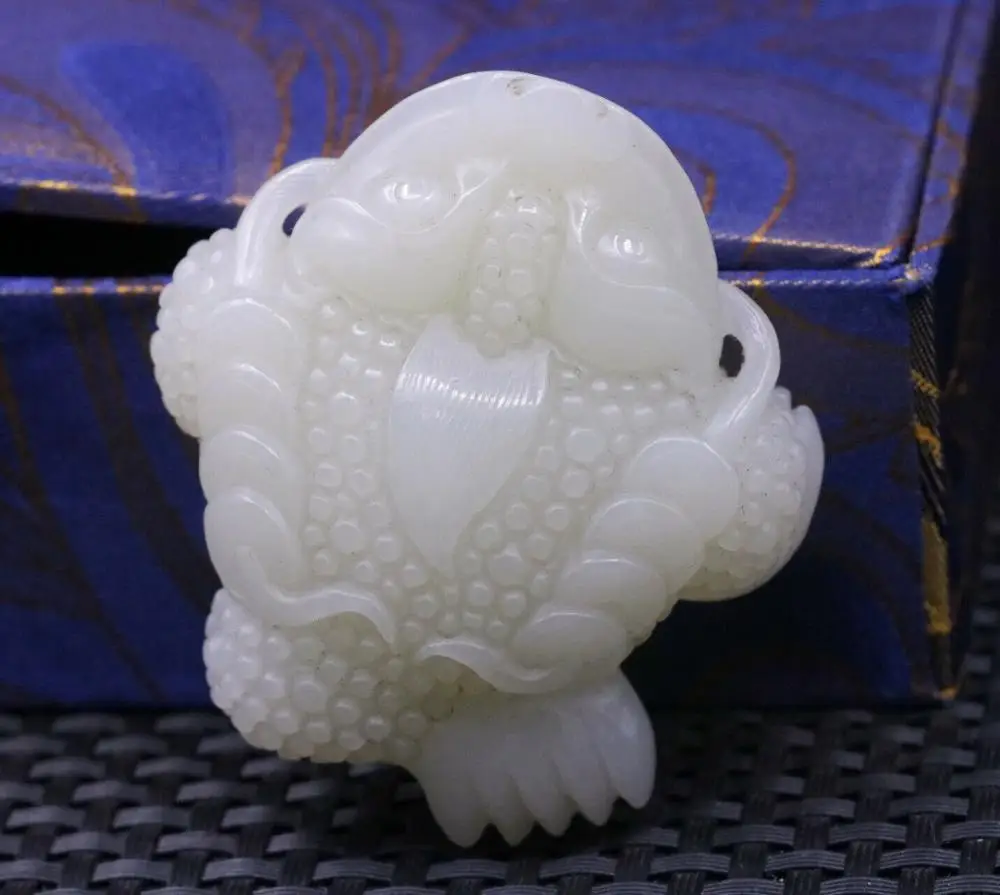 Big Treasure Talisman Royal Chinese Hetian White Jade 3 Legs Hoptoad Wealth God TOTEM Pendant Carving Timestown | Украшения и