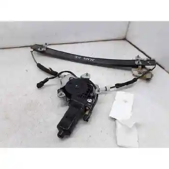 

8240329012 WINDOW LIFTER FRONT LEFT HYUNDAI LANTRA SALOON (RD)