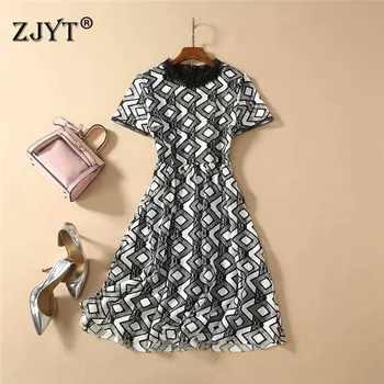 

Runway Dress Women Spring 2020 New Designers Fashion Short Sleeve Elegant Geometric Patterns Vintage Knee Length Lace Dress