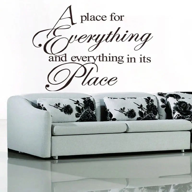 Encouragement by placing English letters on the walls of bedroom study