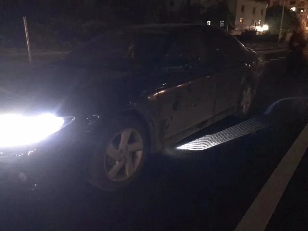 7976FE9D-84BA-4B9B-9BA7-5711105951E3