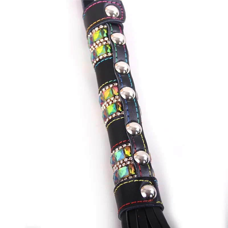 Напрямую от производителя, оптом, сексуальная секс-игрушка для взрослых, флирт Da Pipi, многозаклепка, цветной кирпичный Хлыст