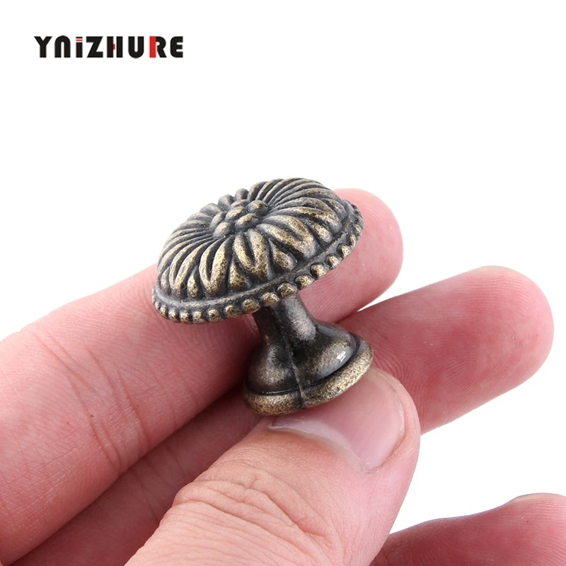 2018-Direct-Selling-Special-Offer-Puxador-Knob-Ynizhure-30pcs-18-16mm-Daisy-Antique-Handle-Drawer-Pull (4)