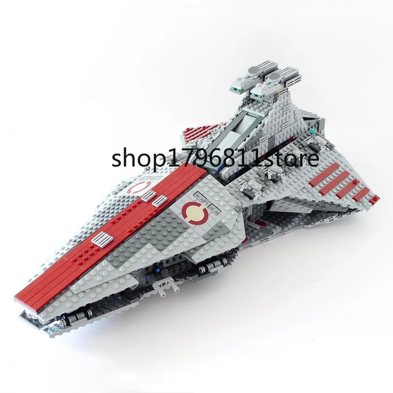 

05042 1218Pcs Star Wars Venator-Class Republic Attack Cruiser Building Blocks Bricks Birthday Gifts Compatible with 8039