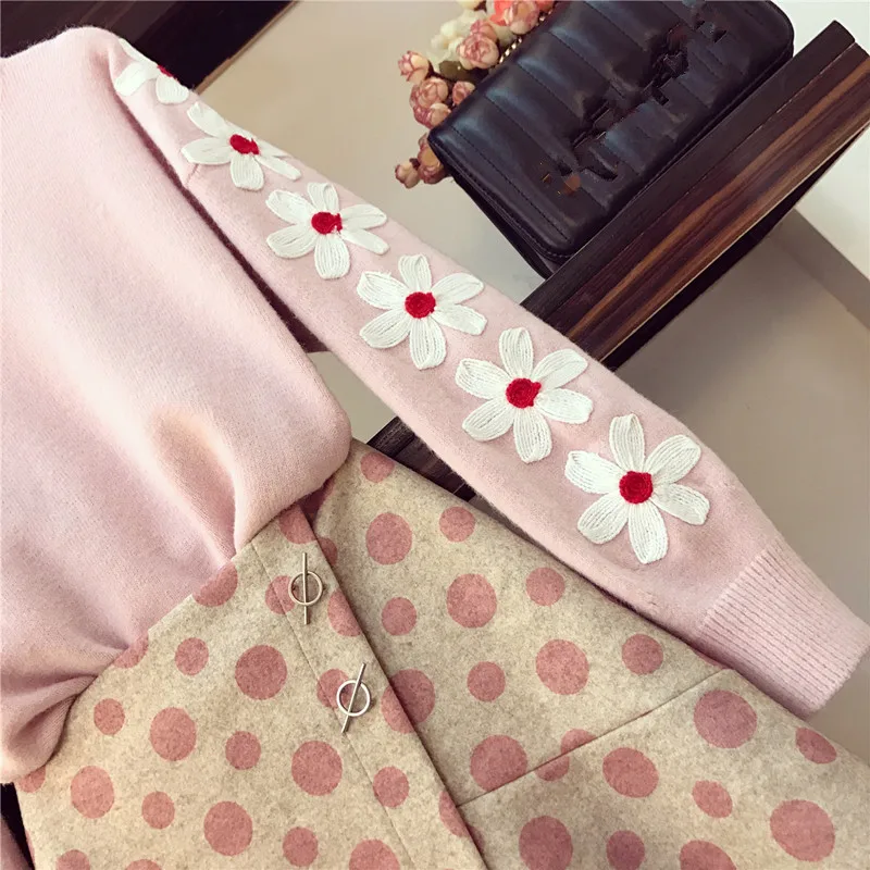 Милый свитер с цветочной вышивкой+ юбка в Горошек женский комплект 2 шт. вязаный пуловер и шерстяная Асимметричная мини-юбка