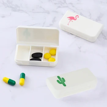 

1PC Dispensing Medical Kit 3 Lattices Pill box Tablet Flamingo Cactus Leaf Pillbox Dispenser Medicine Boxes Mini Organizer Case
