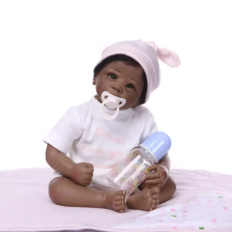 As picture Кукла bebes Reborn 56 см прелестная силиконовая кукла Reborn Младенцы обернутая Bebe Reborn Negra Menina De силиконовый подарок на день рождения Brinquedo - Цвет: As picture