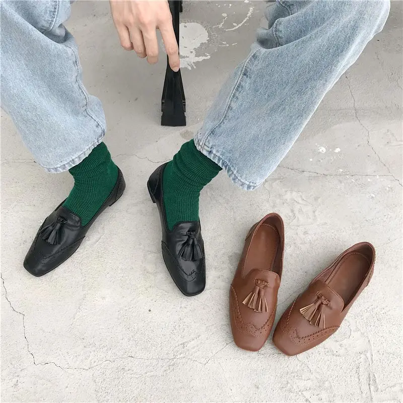 MONMOIRA Britigh Style Tassel Women Loafers Vintage Square Toe Flats Shoes for Women Solid Elegant Ladies Shoes SWA0365