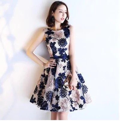 navy blue Темно-синие кружевные платья для выпускного вечера Короткие с глубоким вырезом без рукавов сексуальные с открытой спиной Коктейльные Вечерние размера плюс платье для выпускного вечера - Цвет: navy blue