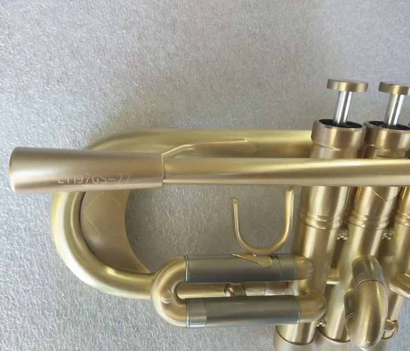 New Bach Trumpet B flat trumpet LT197GS-77 musical instrument heavier type Gold plating Trumpet playing music