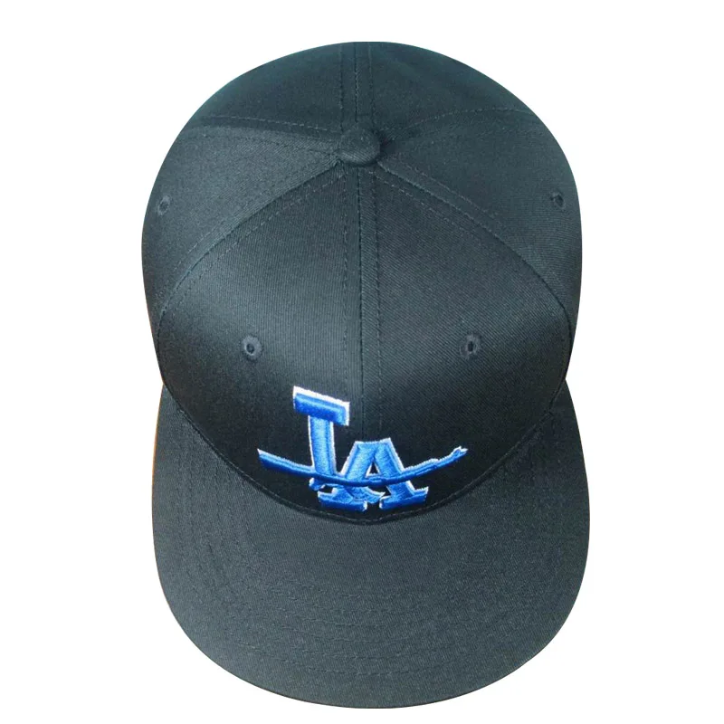 Оптовые продажи одноцветной 5 бейсболка Snapback 3D Кепка с вышивкой с плоским козырьком черные кепки с застежкой сзади Шапки