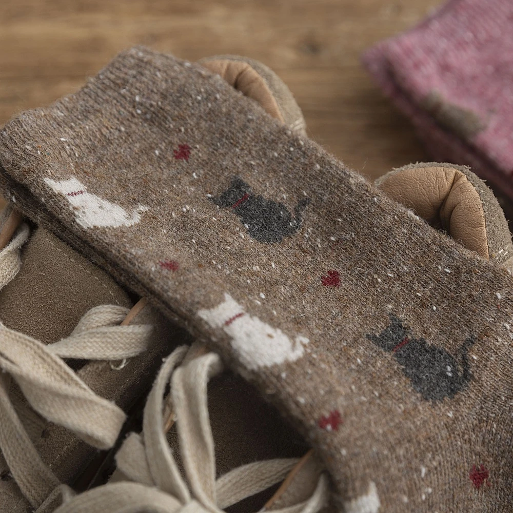 Warme Winter Japanische Niedliche Rückansicht Katze Herz Punkte Garn Socken Koreanische Harajuku Damen Kawaii Verdickte Weihnachtsgeschenk Dropshipping – Detail 14