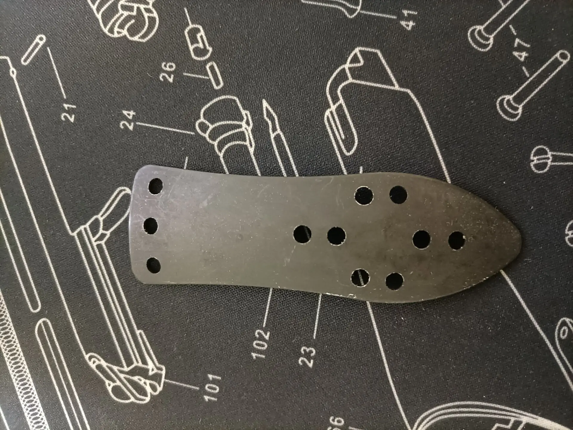 100 Stück selbstgemachte Diy-Rüstungsteile, Fichthyosaurier-Skala-Rüstung, gebunden mit Seil, befestigt an das Leder, mit Nieten oder befestigt mit Ringen – Detail 25