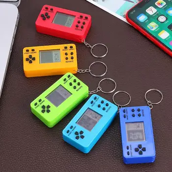 

Mini Game Player Keychain Retro Nostalgic Portable Horizontal Plate Simple Structure Tank Battle Tetris Video Console for Gift