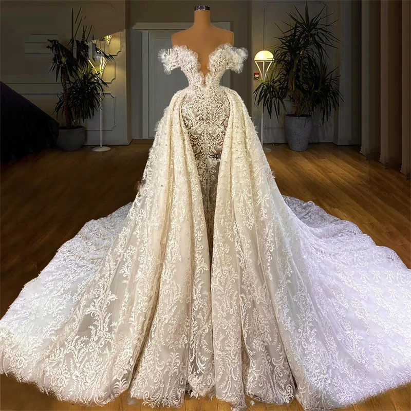 Graceful Lace Wedding Dresses Ball Gowns Sleeveless Appliques