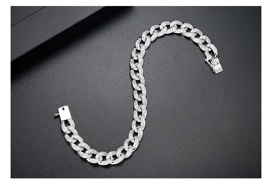 11782385265_1419737030