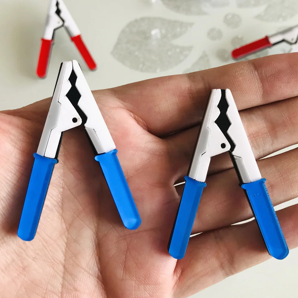 Преувеличенные забавные панк синие красные кубики Форма Акриловые сережки серьги для женщин персонализированные инструменты серьги гвоздики ювелирные изделия