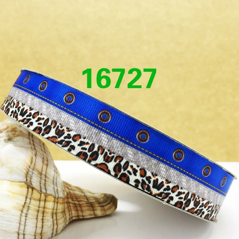Free shipping 50 yard Christmas printed grosgrain ribbon 16581 - Цвет: 16727