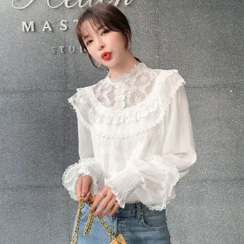 

2020 Spring Fashion New Pattern French Restoring Ancient Court Lace Splicing Sleeve Hollowing Out Lace Bottoming Shirt
