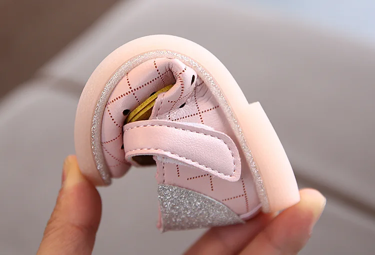 14088323976_1245930263