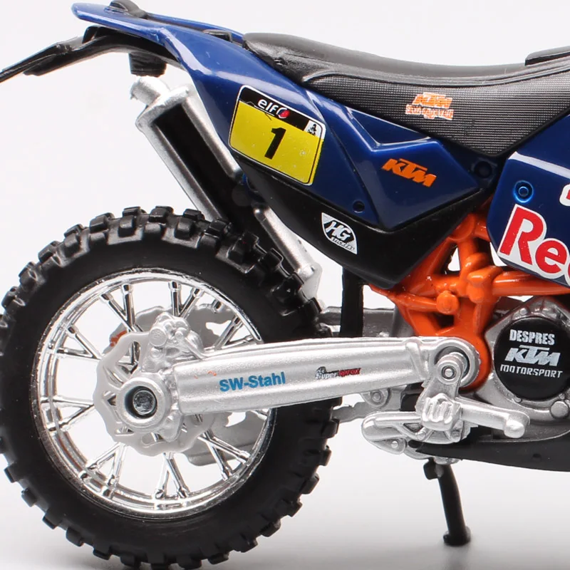 1/18 весы Bburago KTM 450 Rally 2013 rider № 1 макро напитка red bull от производителя гоночных Мотокросс Мотоцикл игрушечные машинки модели