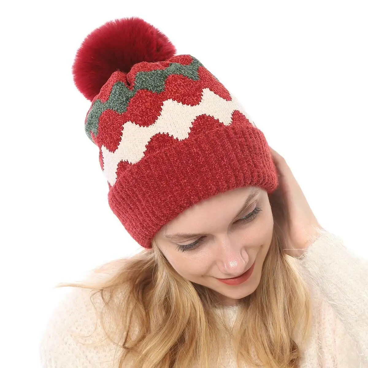 ladies fluffy bobble hat