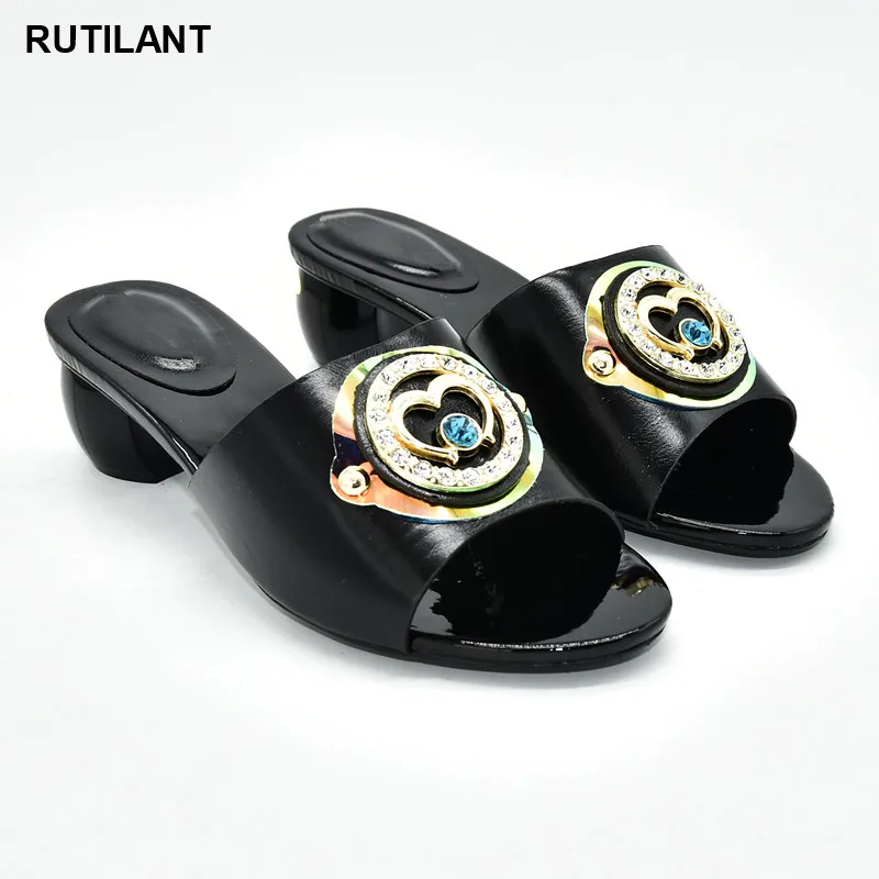 

Latest Design Summer Shoes Women Nigerian Women Wedding Pumps Ladies Sandals with Heels African Party Pumps Buckle Heel Sandals