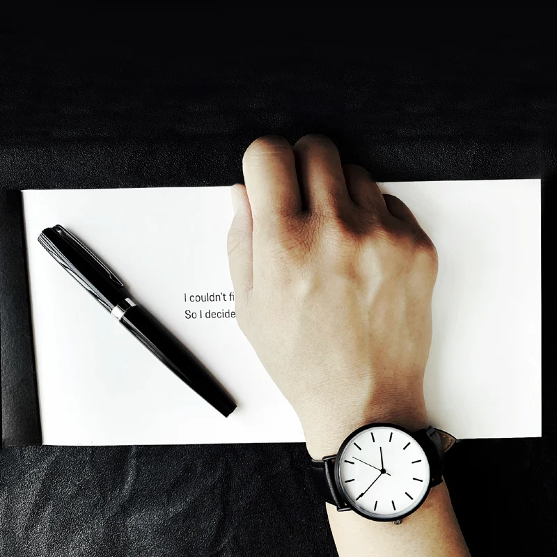 Enmex style lady gift  wristwatch Brief vogue simple stylish Black and white face elegant quartz clock fashion lady watch