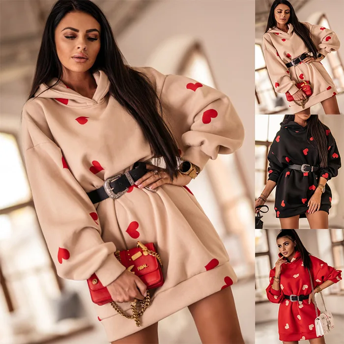 

2021 Autumn Limited Christmas Loose Love Print Long Pullover Fashion Happy Casual Wild Hooded Youth Party Sweatshirt Warm Winter