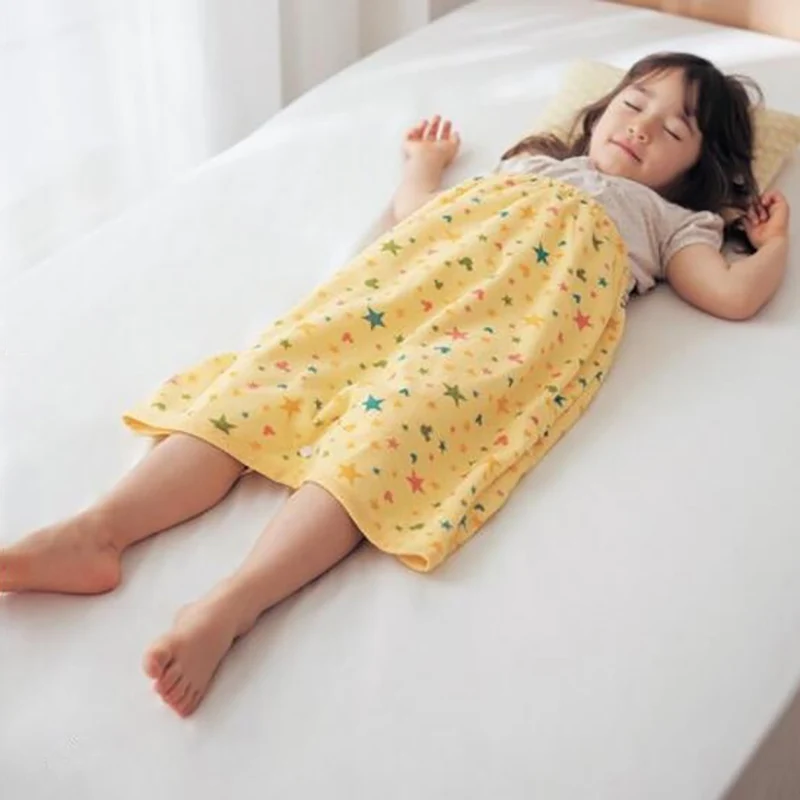 Многоразовые моющиеся детские подгузники, Складные портативные подгузники для путешествий, с цветочным рисунком, пеленки, юбка, платье, детские подгузники