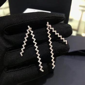 

Brand S925 Zigzag Wave Cross Earrings Micro Cubic Zirconia Cross Stud Earrings for Women Fashion Party Jewelry