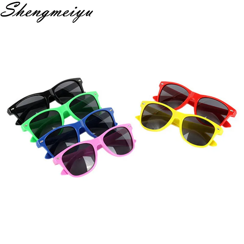 2023 New Cool Sunglasses for Kids Brand Design Sun Glasses for Children Boys Girls Sunglass UV 400 Protection Rivet_voghion.com