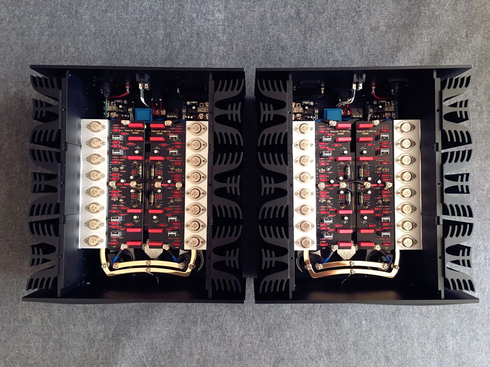 NEW M18 split dual channel 250W class A power amplifier(A couple)