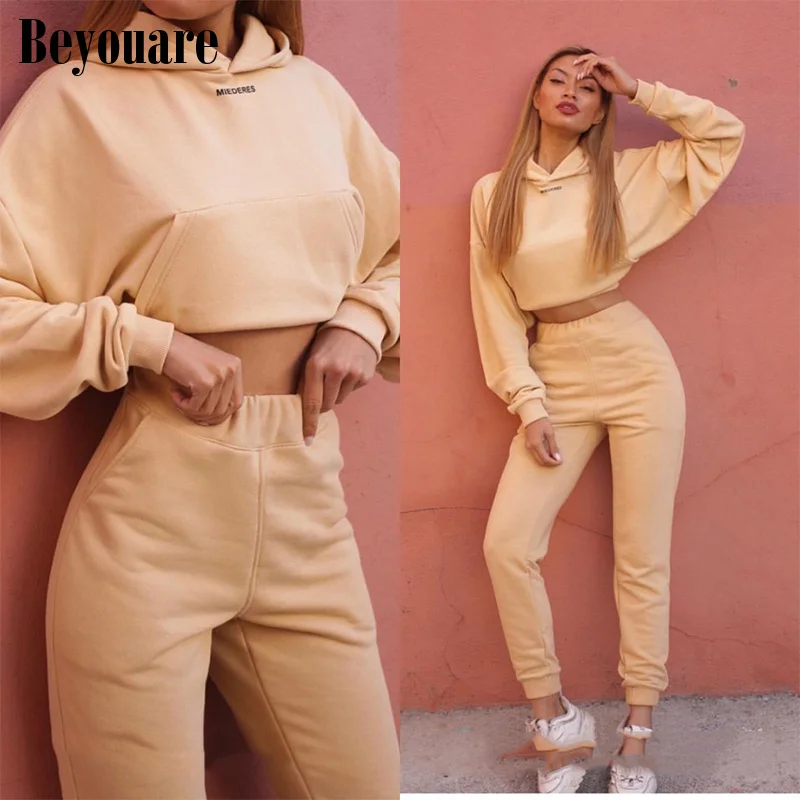 

Beyouare Fashion Sports Big Pockets Letter Printing Hoodie Crop Tops Elastic Waist Trousers Women's Two Piece Suit 2020 Autumn