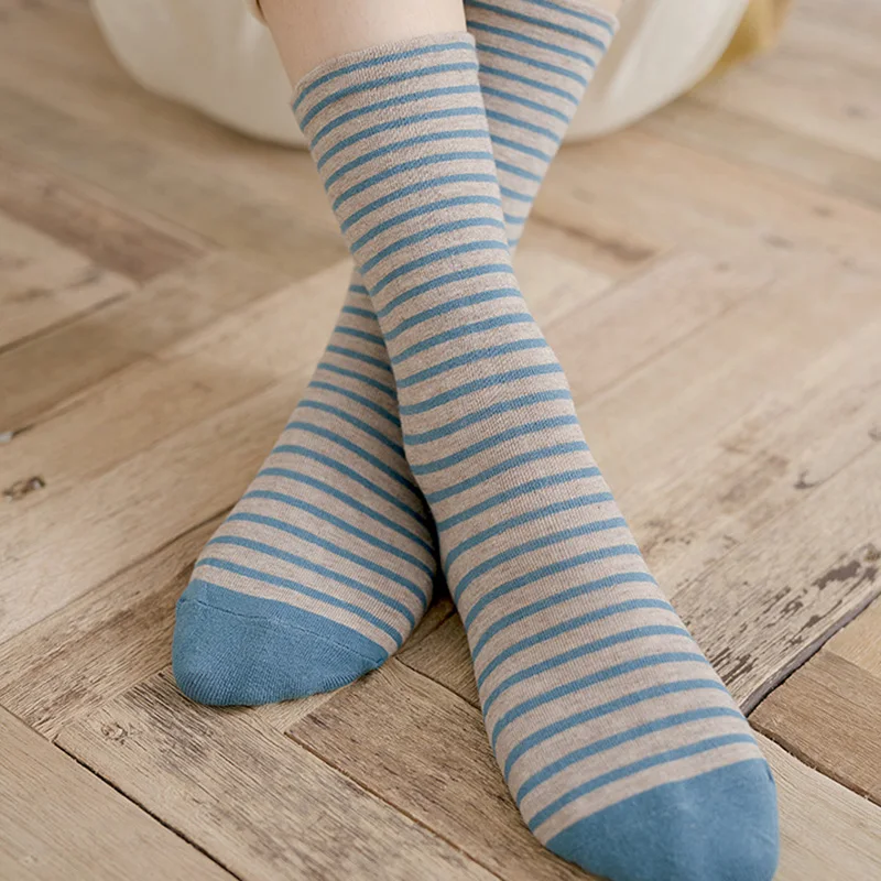 Женские новые весенние горизонтальные хлопчатобумажные носки в полоску, модные японские корейские винтажные уличные носки, кавайные носки